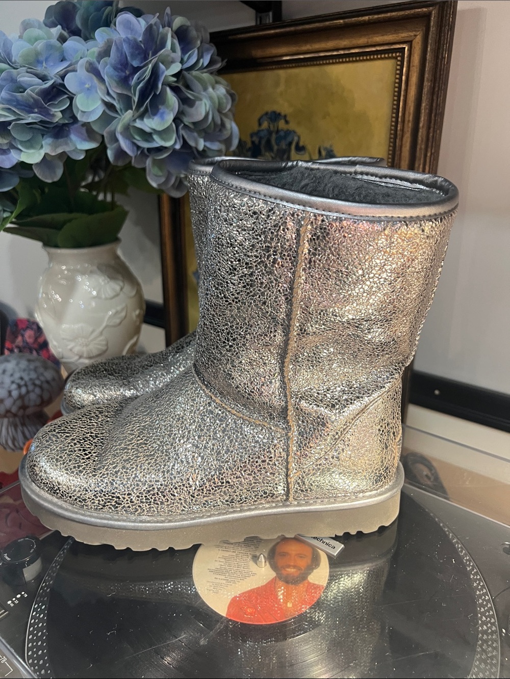 UGG Women’s Metallic Silver Classic Short Boot - Picture 3 of 7